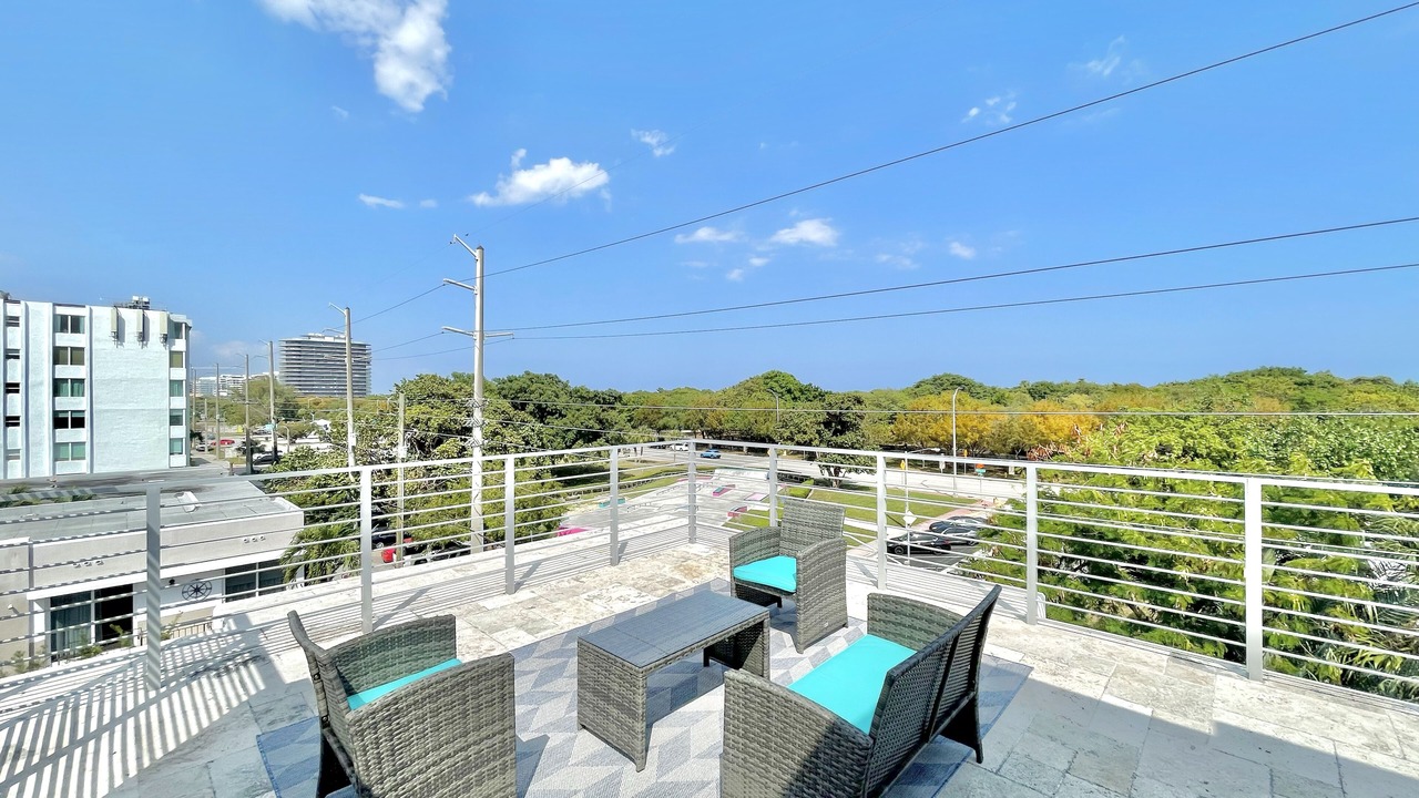 Photo of Patio Balcony in North Beach