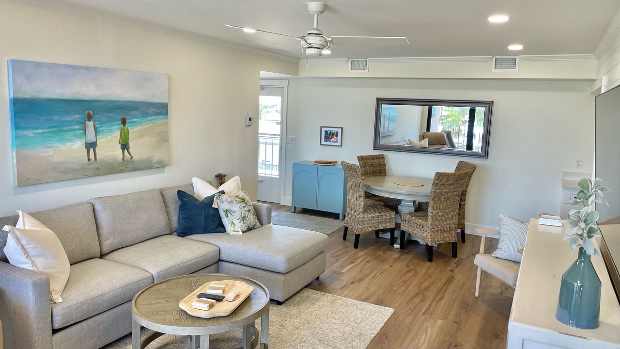 Photo of Livingroom in Tequesta