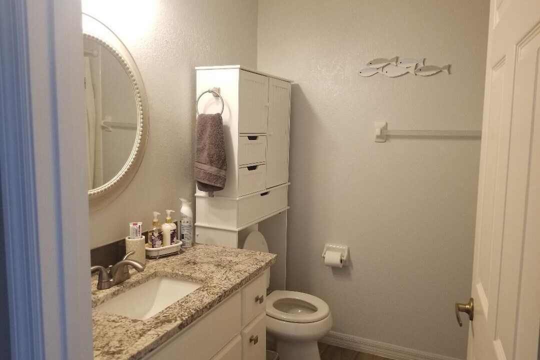 Photo of Bathroom in Gulf Cove