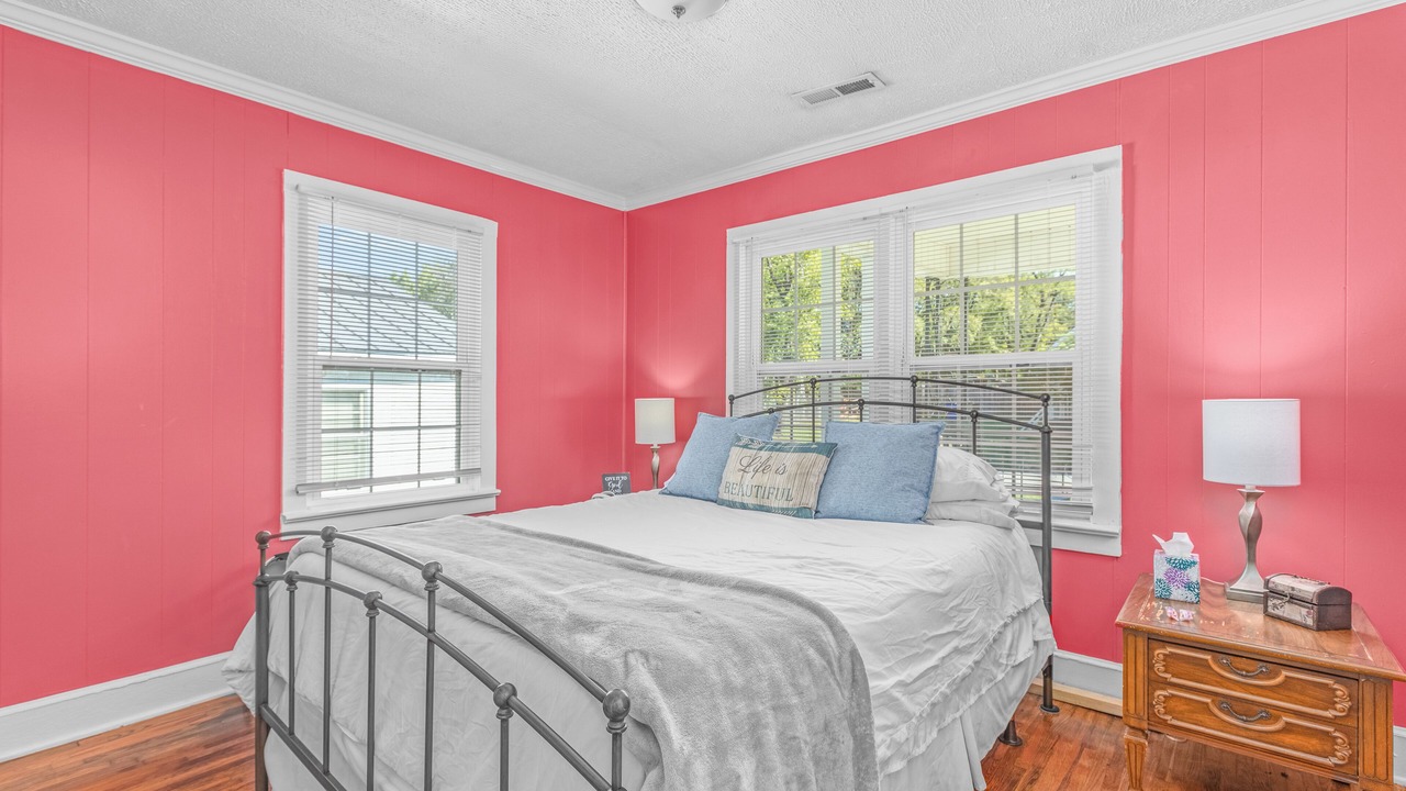 Photo of Bedroom in East Florence