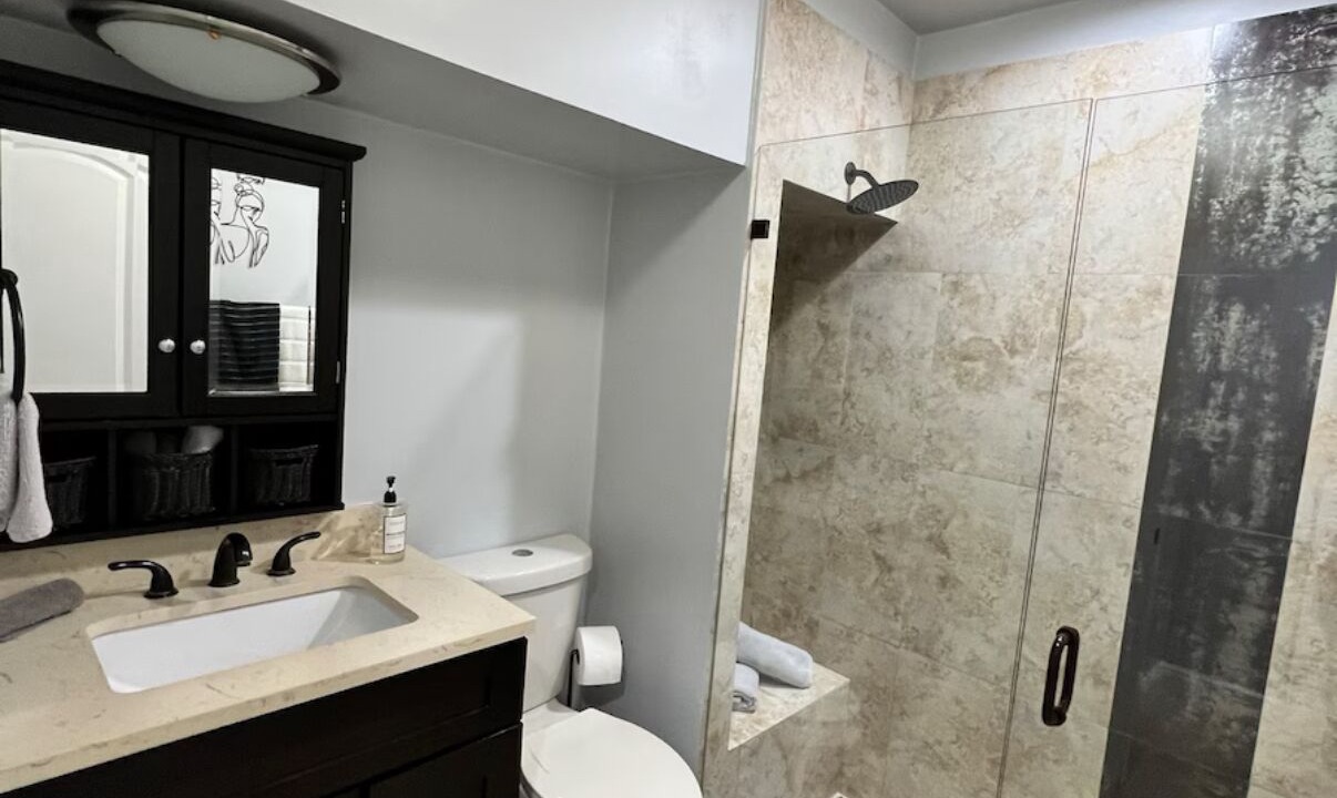 Photo of Bathroom in Hialeah