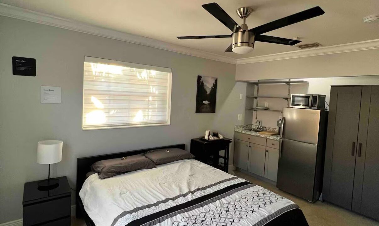 Photo of Bedroom in Hialeah