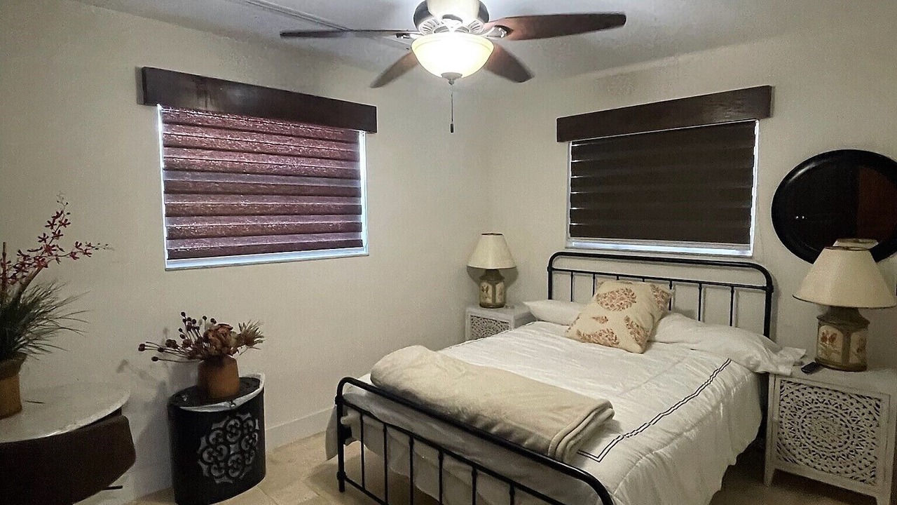 Photo of Bedroom in Sunset