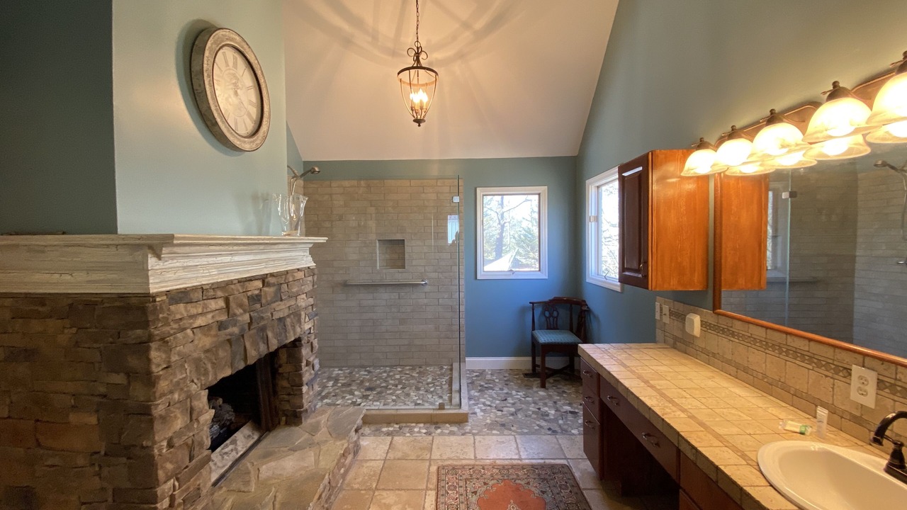 Photo of Bathroom in Cleveland