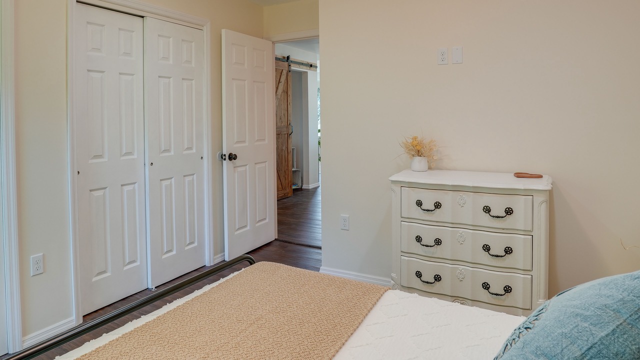 Photo of Bedroom in Eisenhower