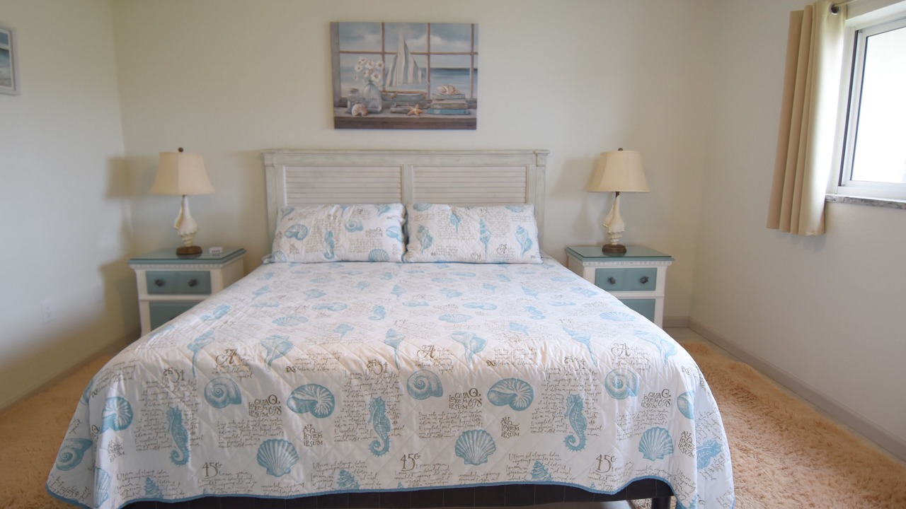 Photo of Bedroom in Cocoa Isles Country Club