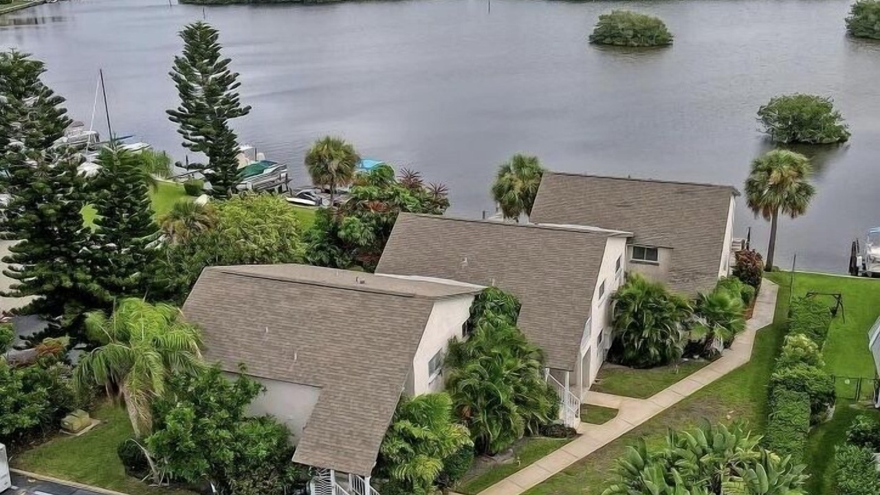 Photo of Outdoor in Cocoa Isles Country Club