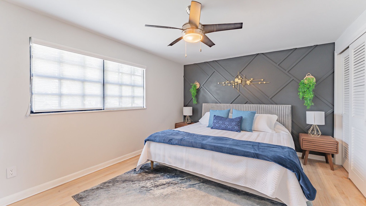 Photo of Bedroom in Bay Crest Park