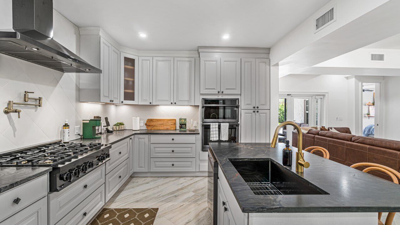 Photo of Kitchen in Poiciana Park II