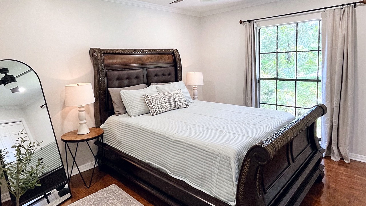 Photo of Bedroom in Bloomingdale