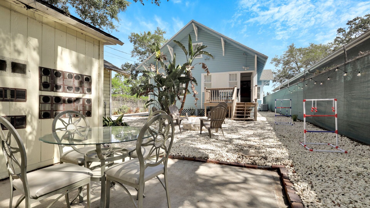Photo of Outdoor in Palm Harbor
