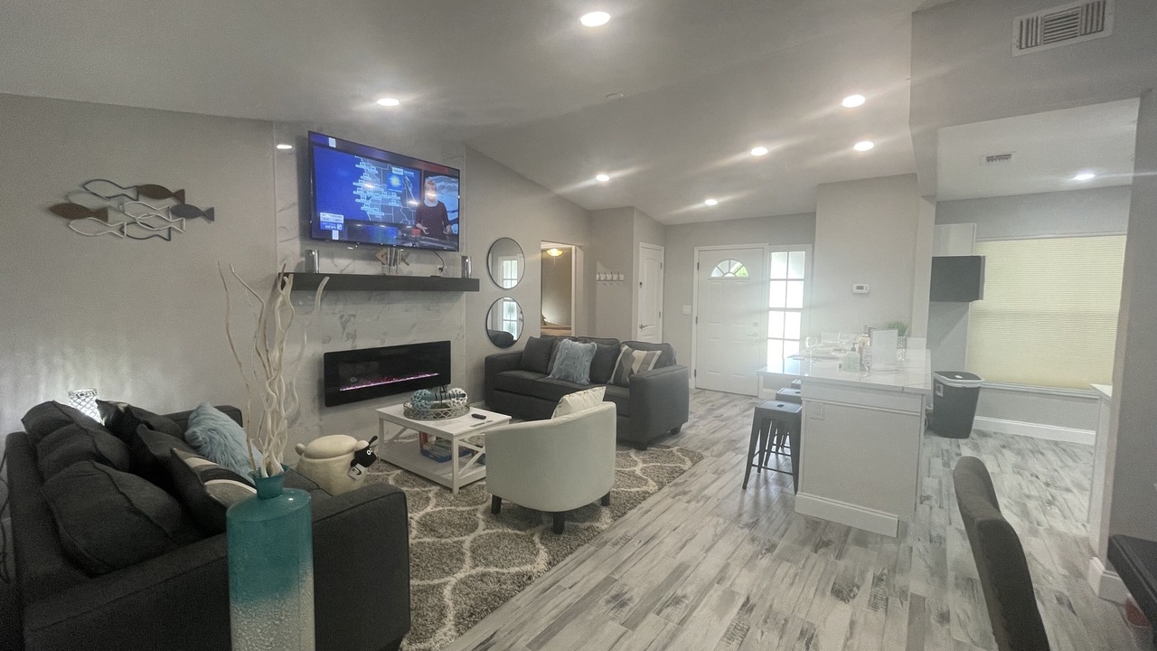 Photo of Livingroom in Seminole
