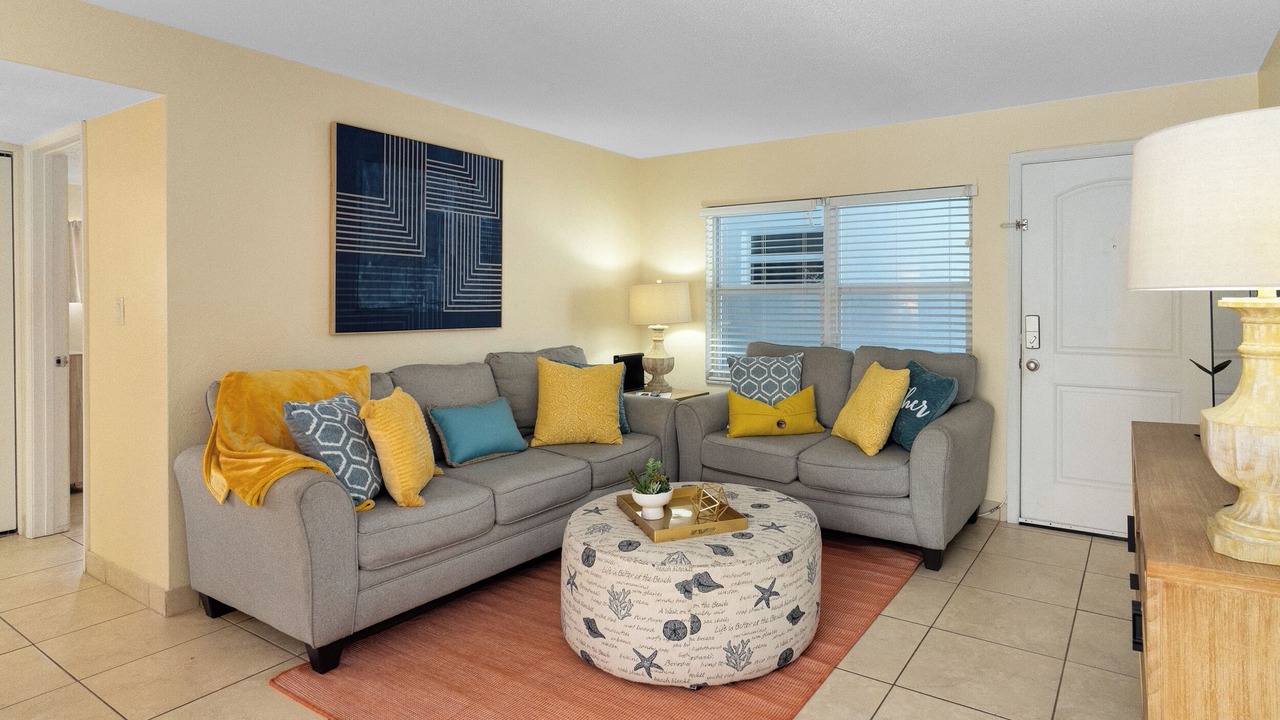 Photo of Livingroom in Indian Harbour Beach
