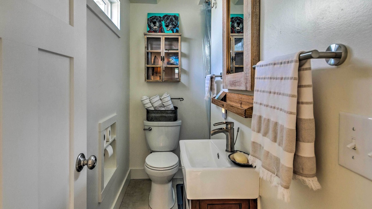 Photo of Bathroom in East Hill
