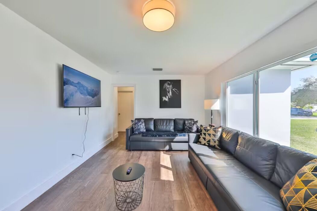 Photo of Livingroom in Highland Garden