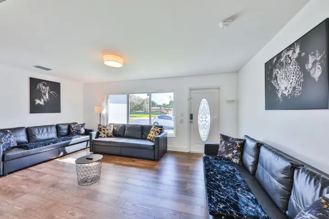 Photo of Livingroom in Highland Garden