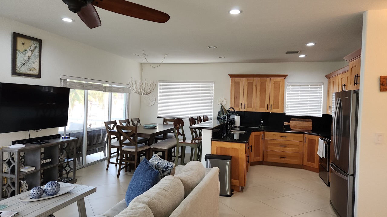 Photo of Livingroom in Cross Key Waterways