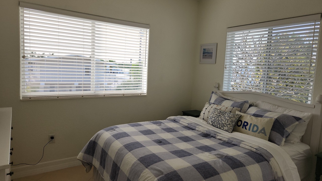 Photo of Bedroom in Cross Key Waterways