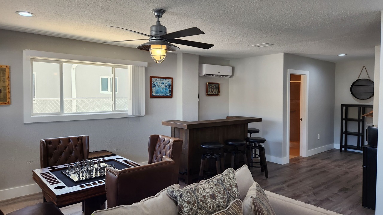 Photo of Livingroom in Cross Key Waterways