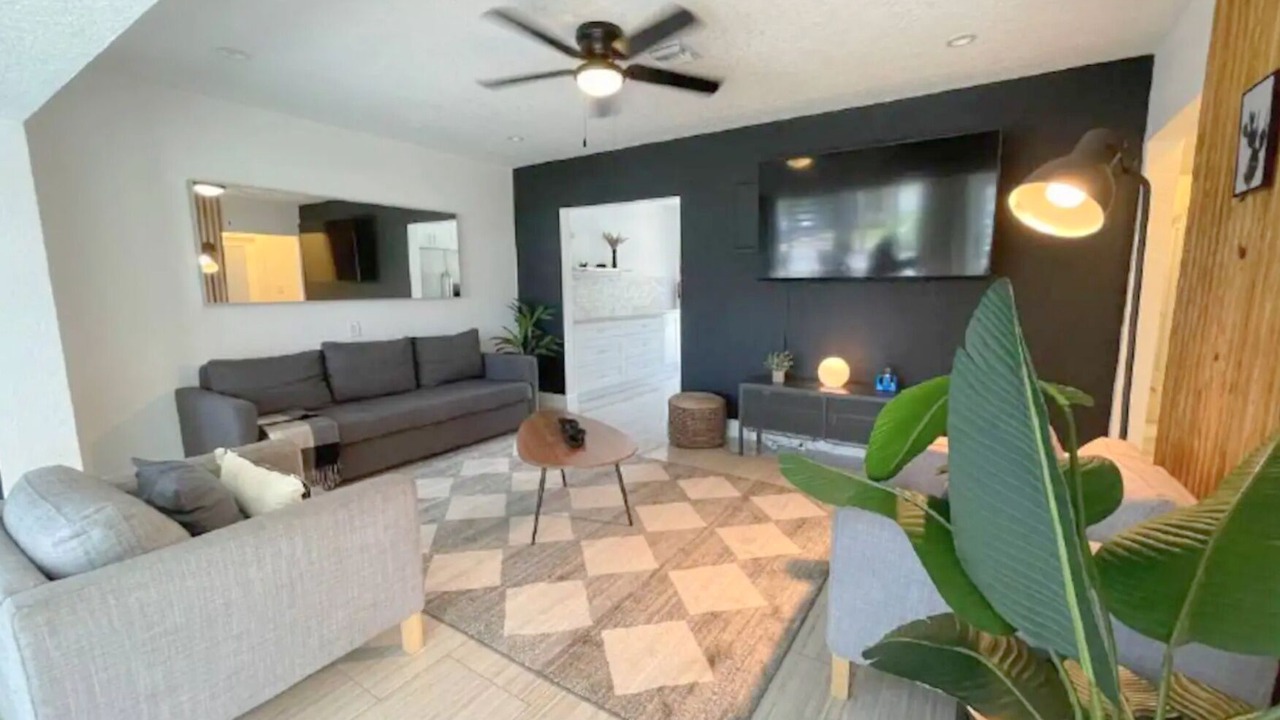 Photo of Livingroom in Royal Poinciana