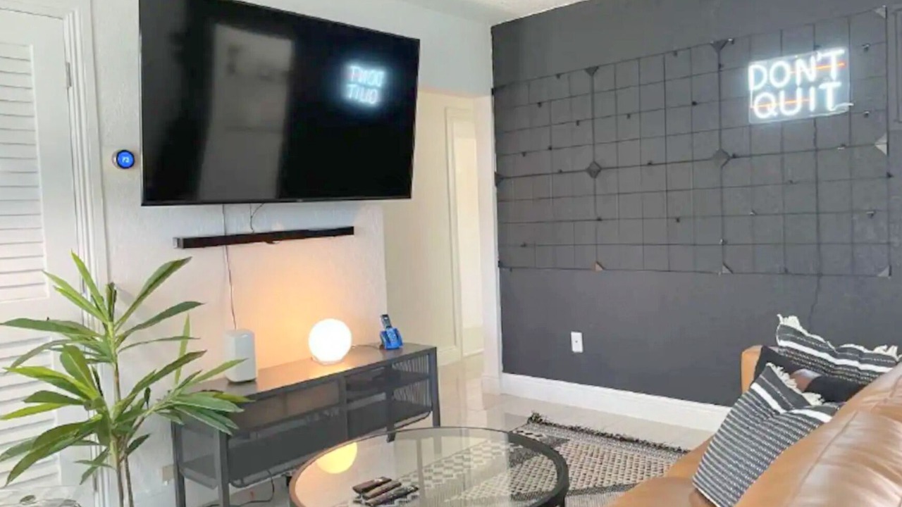 Photo of Livingroom in Royal Poinciana