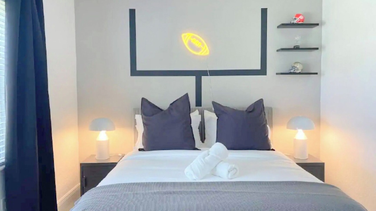 Photo of Bedroom in Royal Poinciana