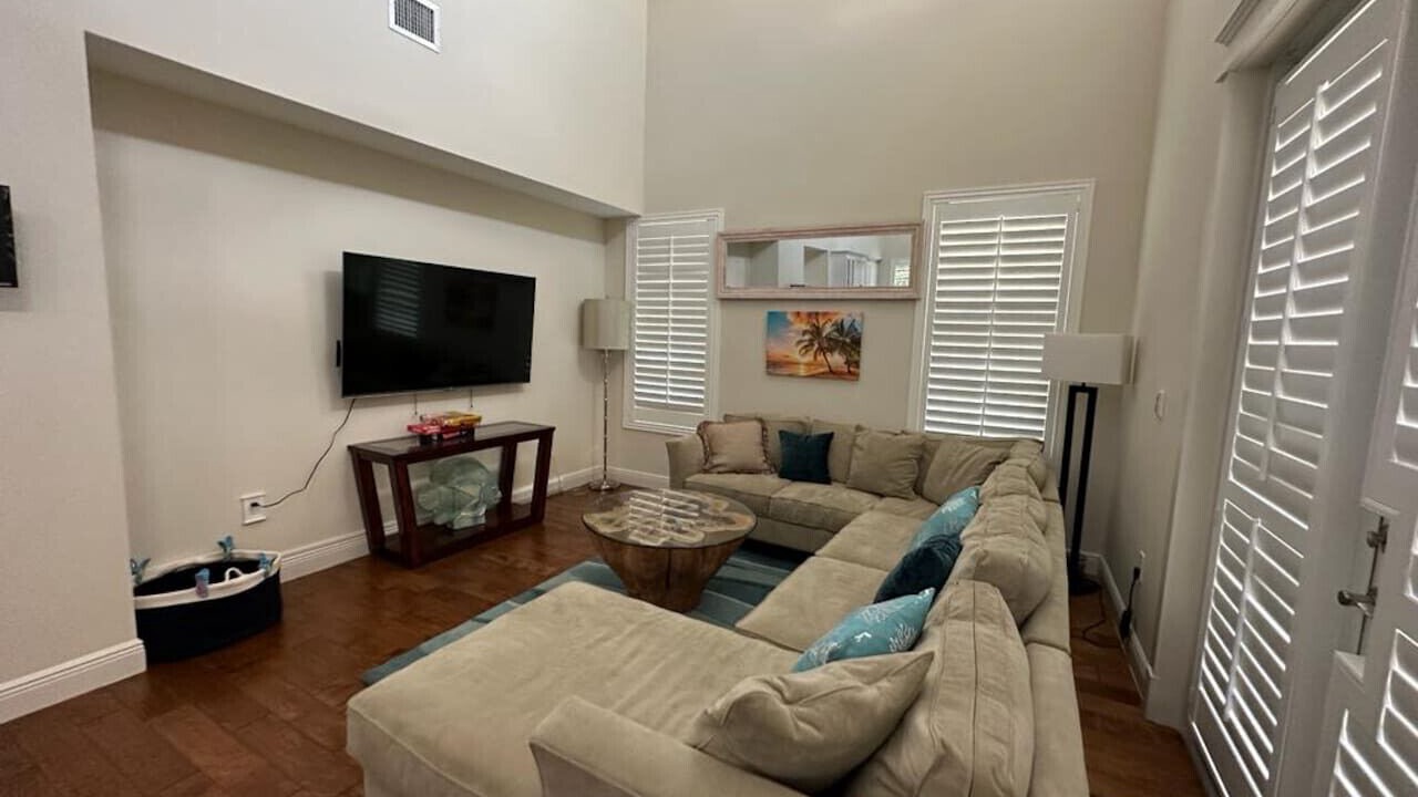 Photo of Livingroom in Indian Waterways