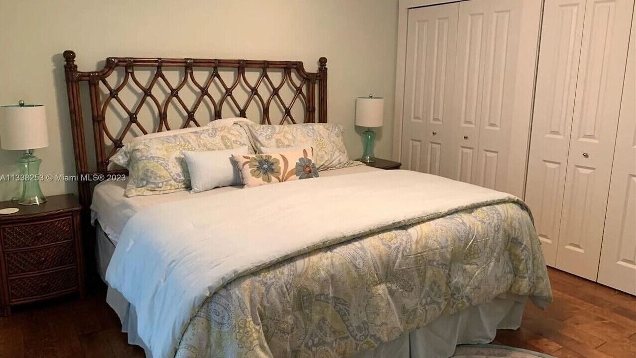 Photo of Bedroom in Indian Waterways