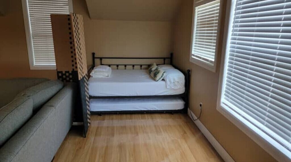 Photo of Bedroom in Winter Garden