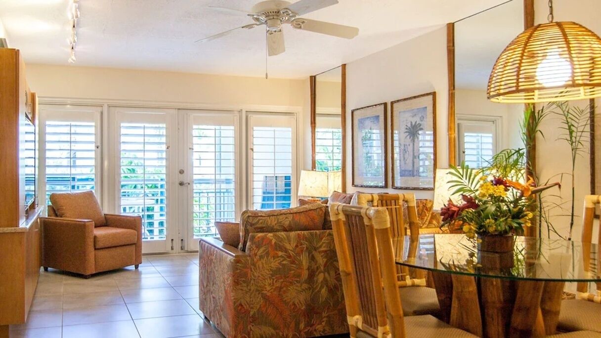 Photo of Livingroom in Historic Seaport