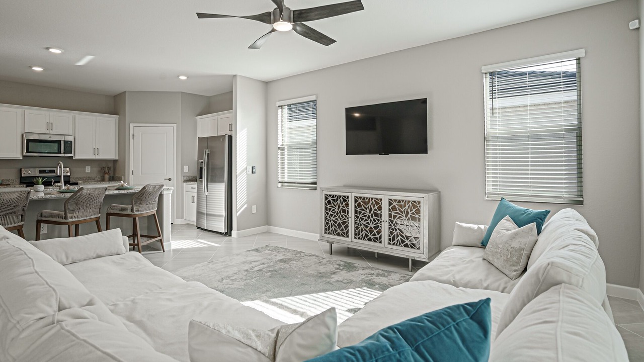 Photo of Livingroom in River Hall