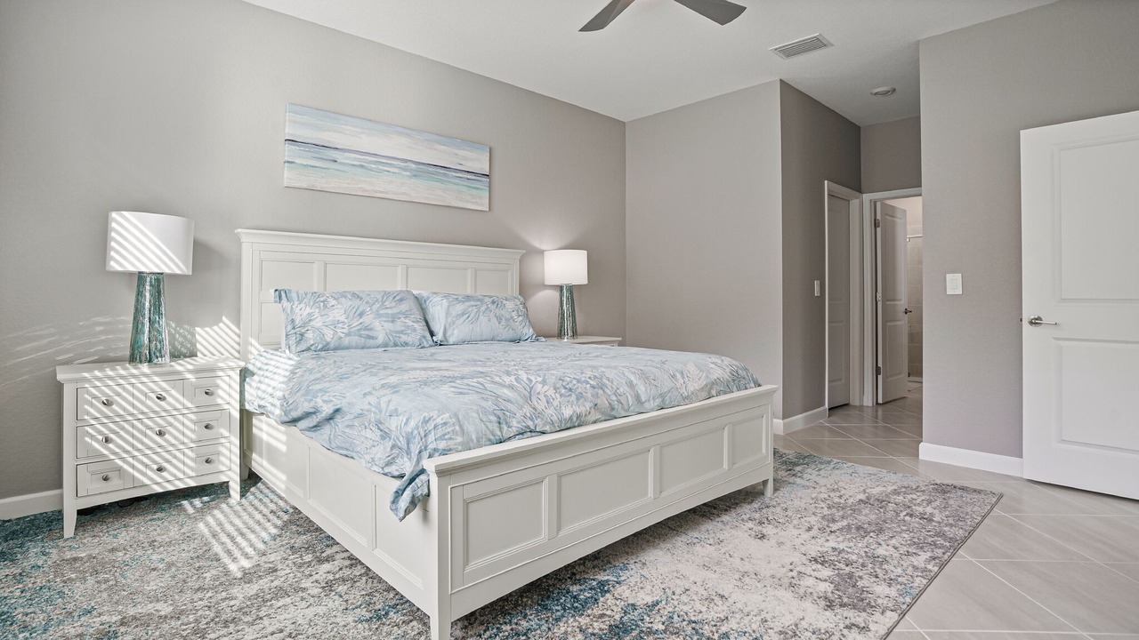 Photo of Bedroom in River Hall