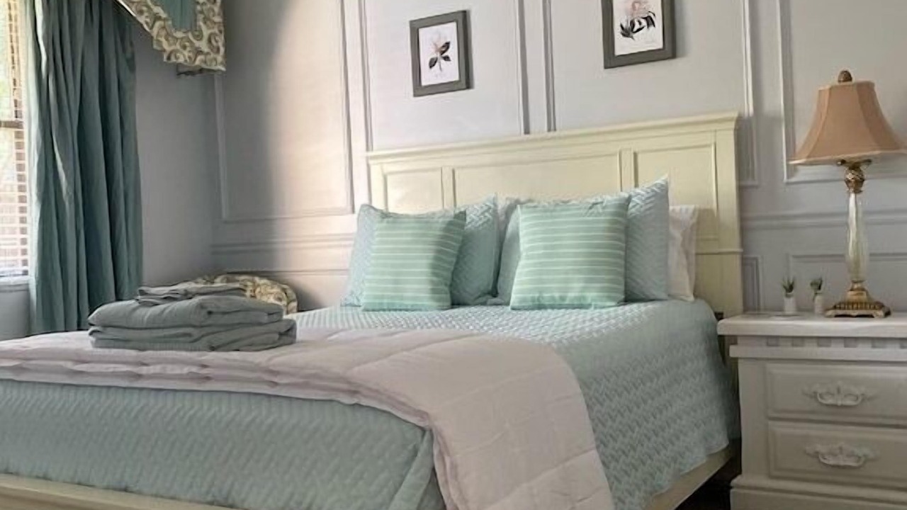 Photo of Bedroom in East Arlington