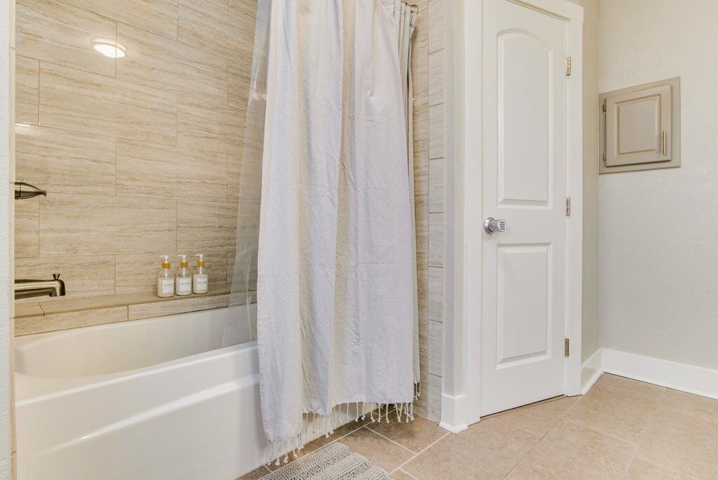 Photo of Bathroom in Gulf Breeze