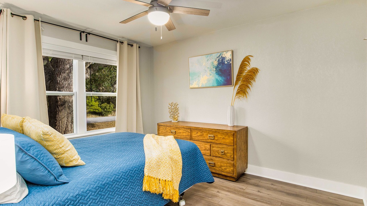 Photo of Bedroom in Gulf Breeze