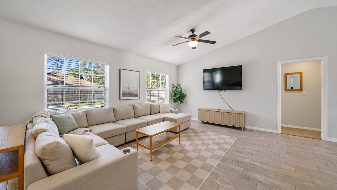 Photo of Livingroom in Indian Trails