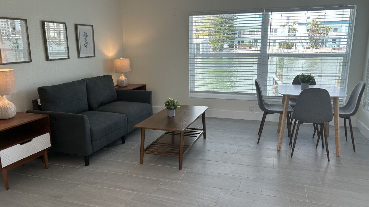 Photo of Livingroom in Bay Esplanade