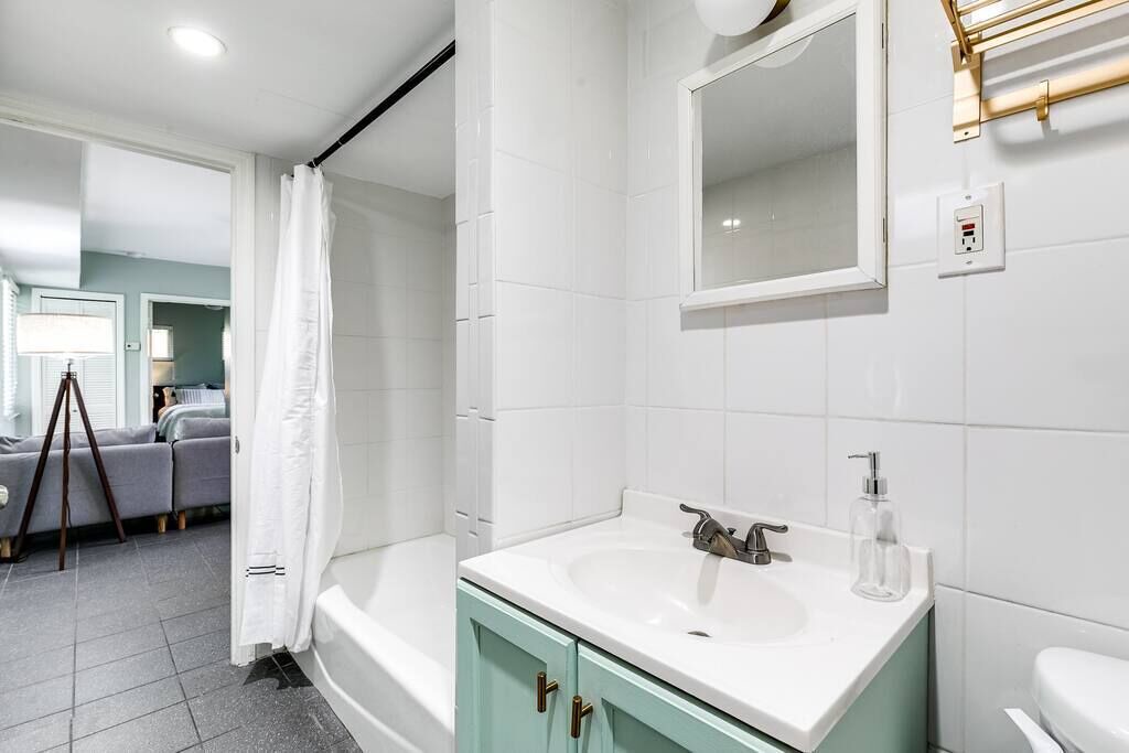 Photo of Bathroom in Lake Ridge