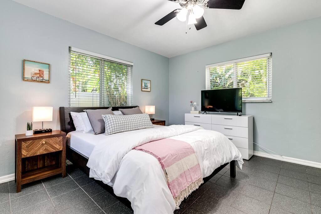 Photo of Bedroom in Lake Ridge