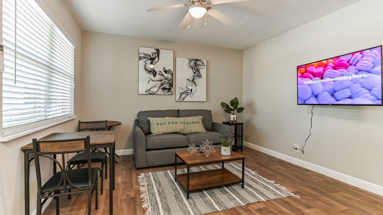 Photo of Livingroom in Palm Beach Shores