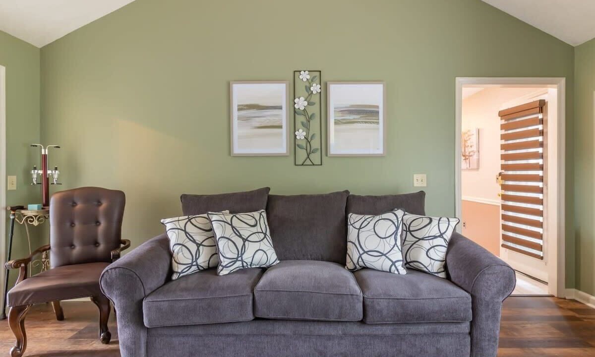 Photo of Livingroom in Fortson