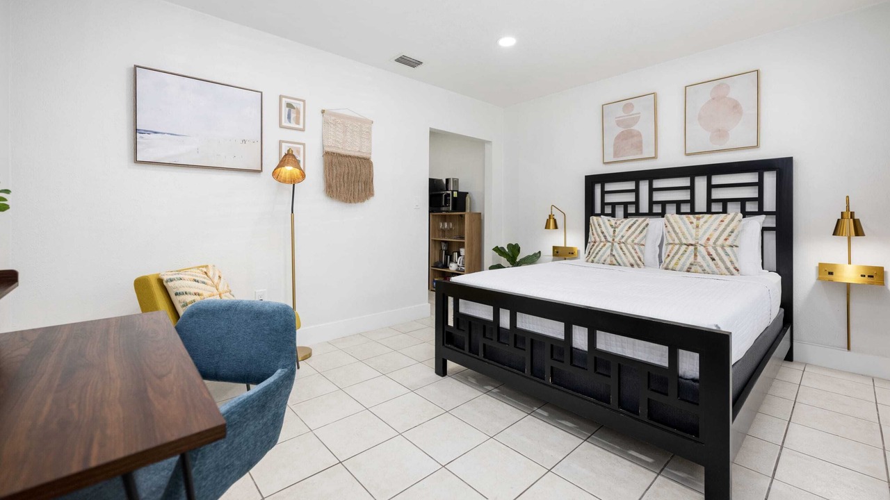 Photo of Bedroom in Northeast Miami