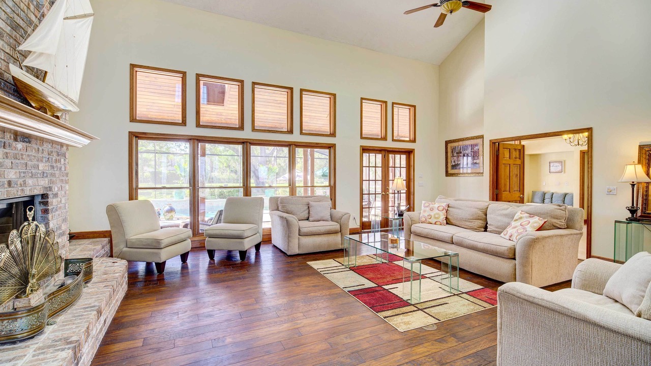 Photo of Bedroom in Tropic