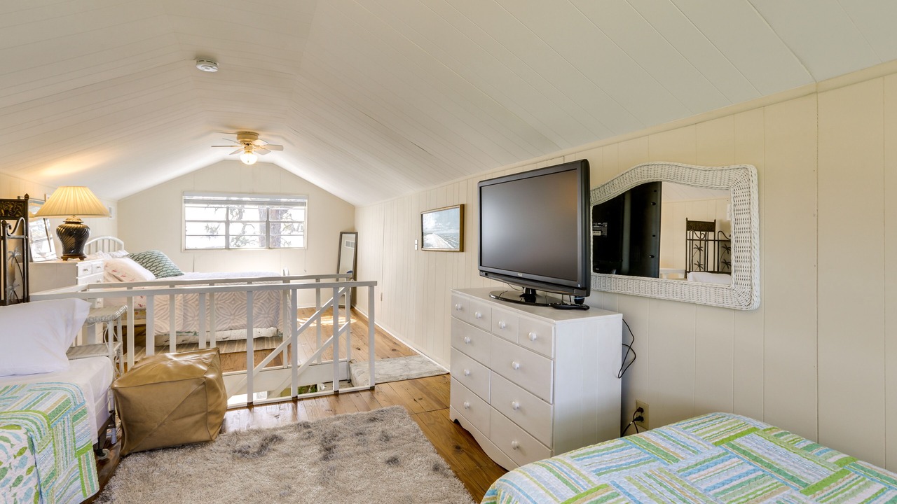 Photo of Bedroom in Ochlockonee Bay
