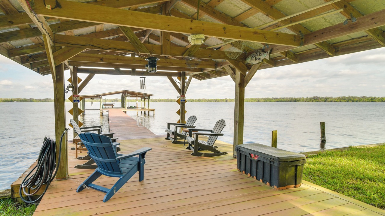 Photo of Patio Balcony in Doctors Inlet