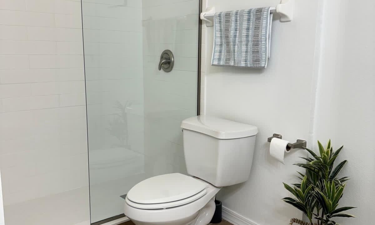 Photo of Bathroom in Highgate Park