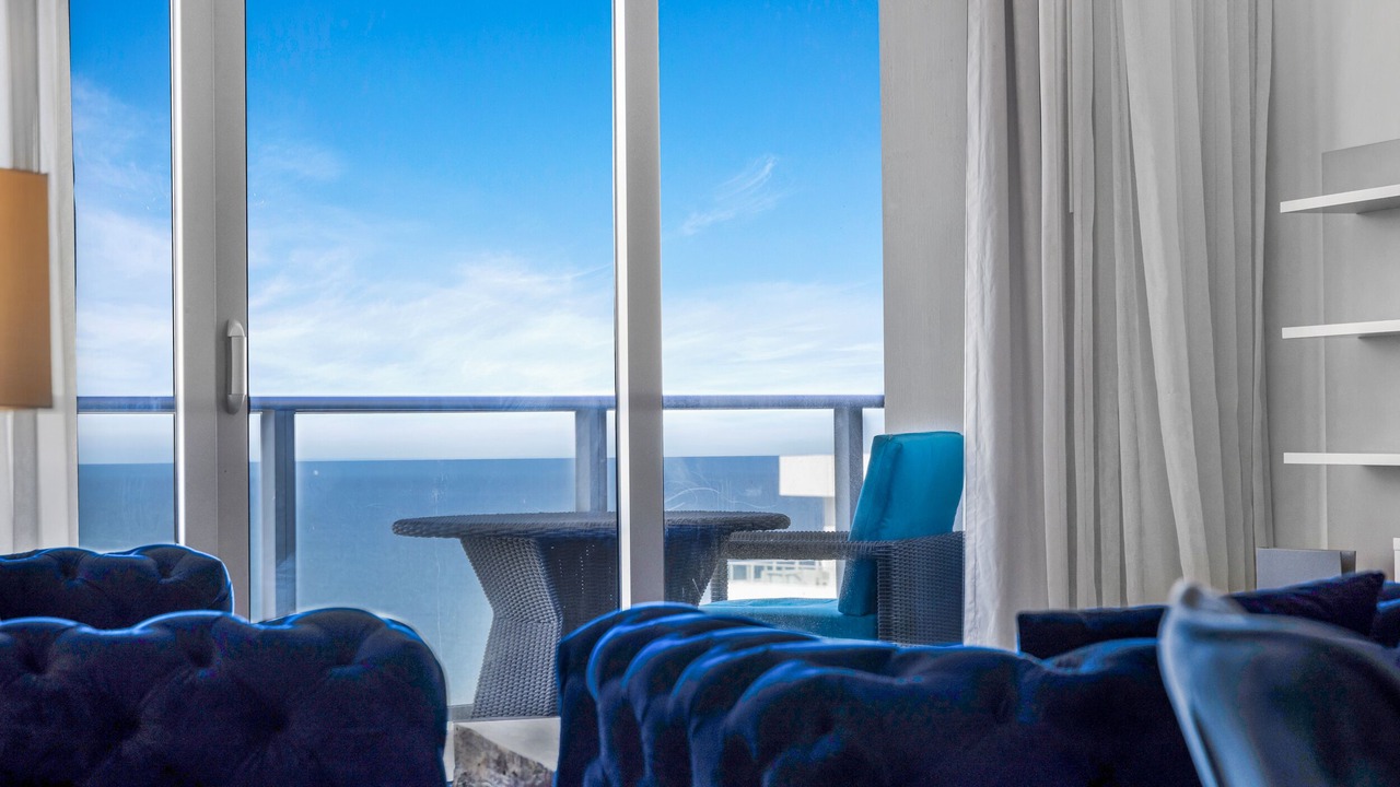 Photo of Bedroom in Hallandale Beach