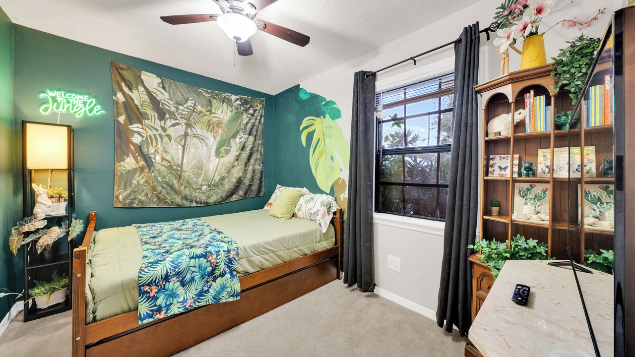 Photo of Bedroom in Old Seminole Heights