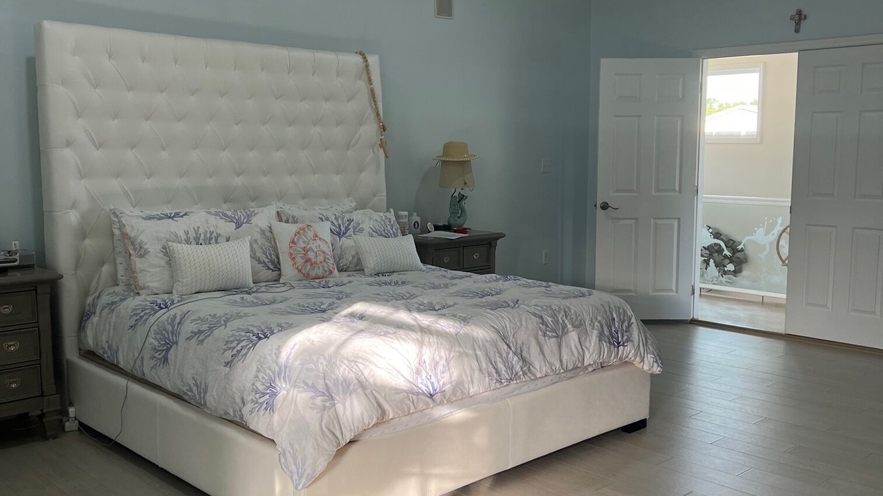 Photo of Bedroom in Indian Waterways