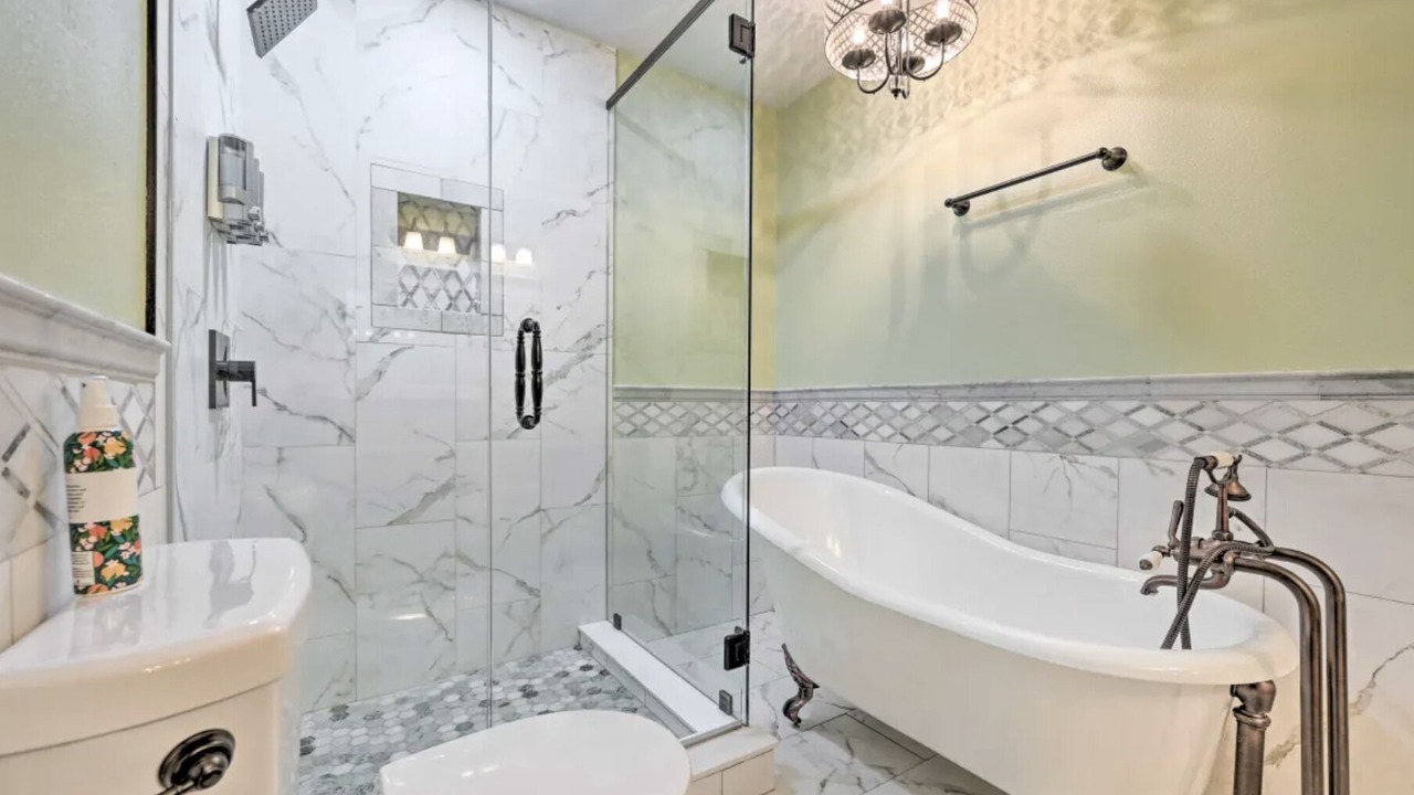 Photo of Bathroom in Temple Terrace